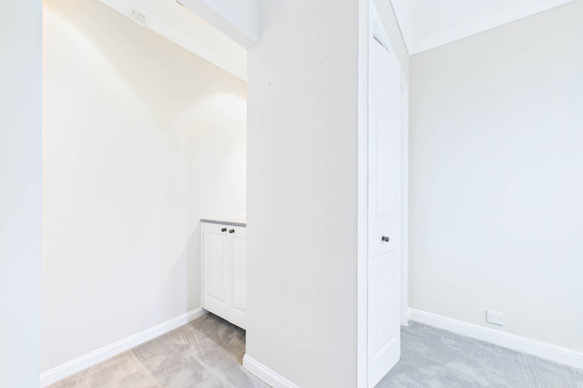 Mahon Court, Glasgow