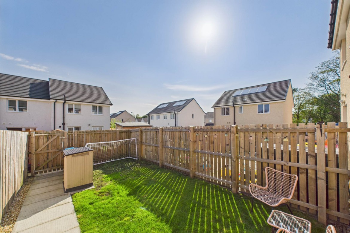 Images for Lotus Crescent, Cleland