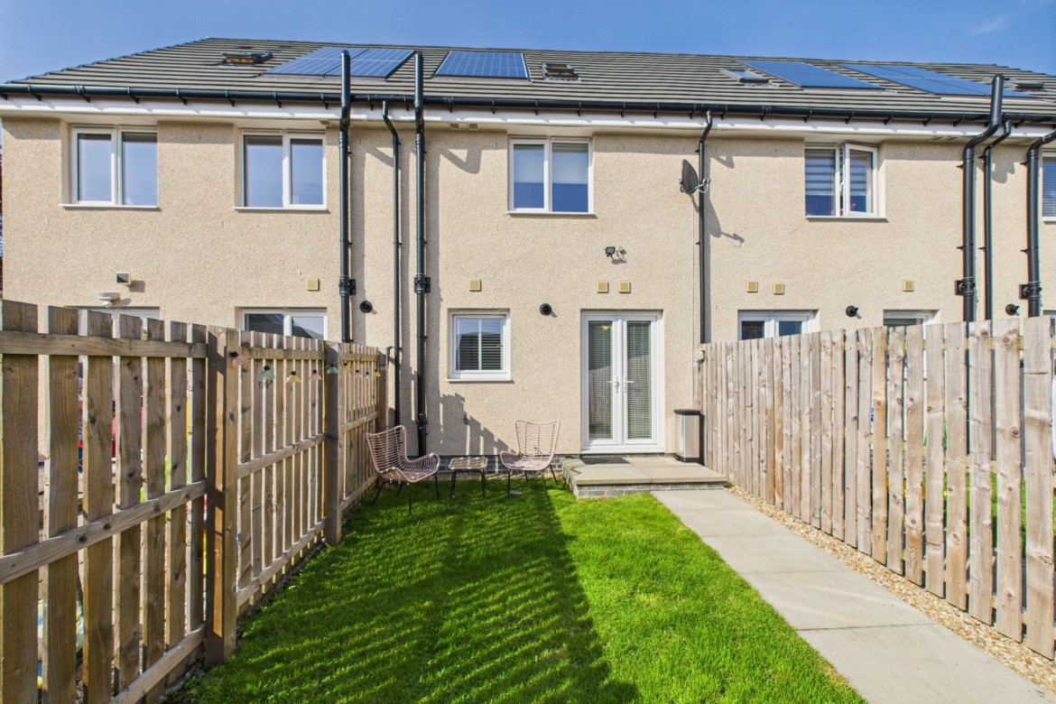 Images for Lotus Crescent, Cleland