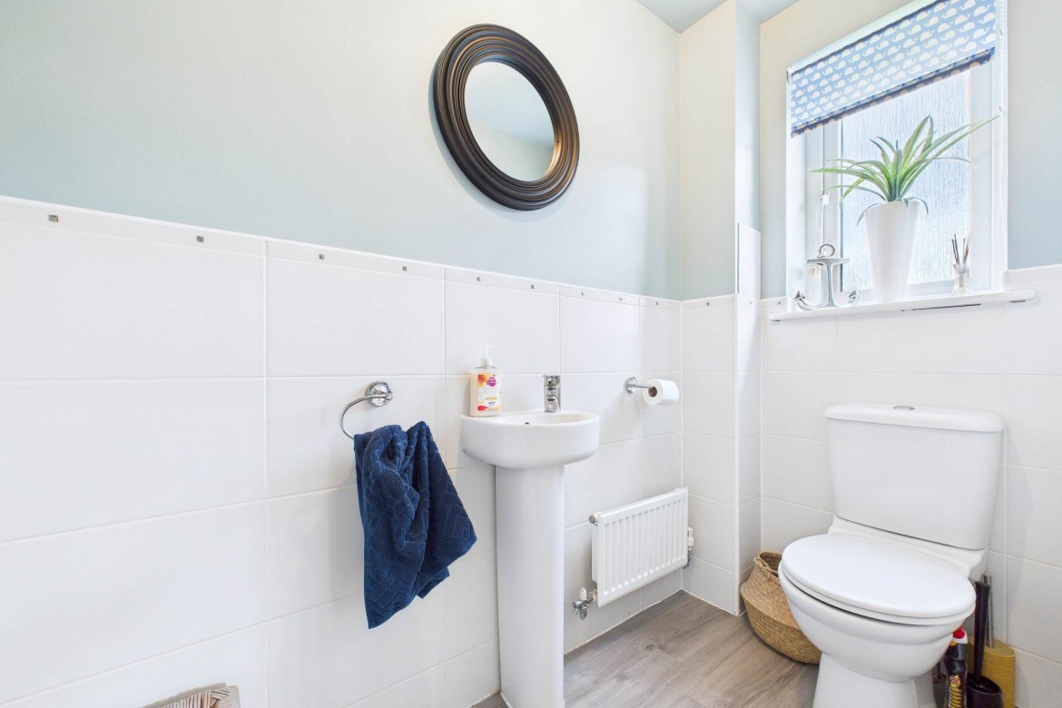 Images for Valleyfield Crescent, Ferniegair