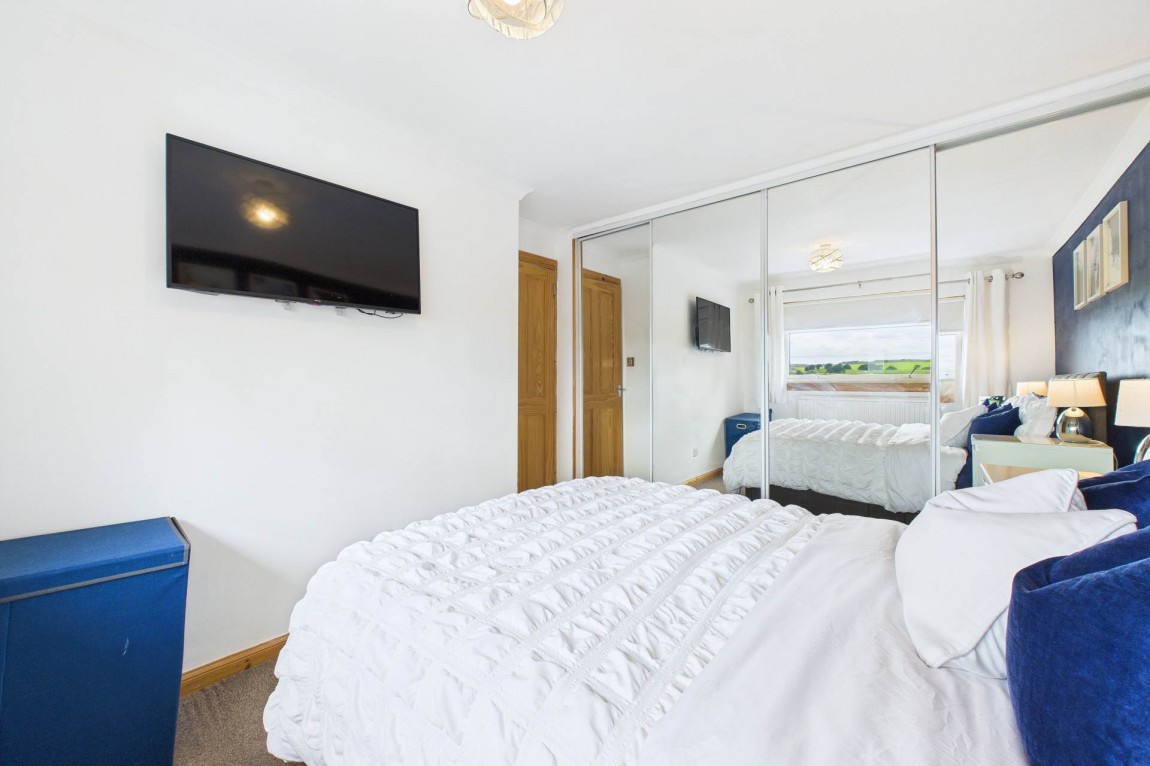 Images for Currieside Avenue, Shotts