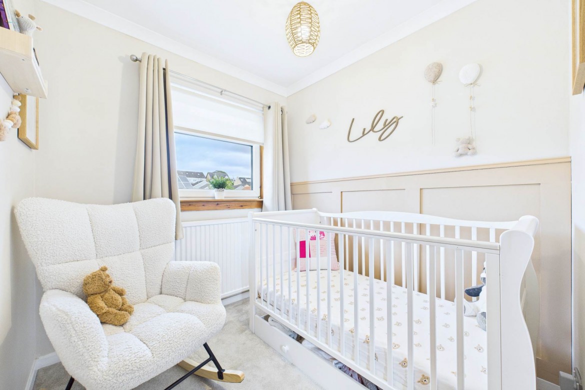 Images for Currieside Avenue, Shotts