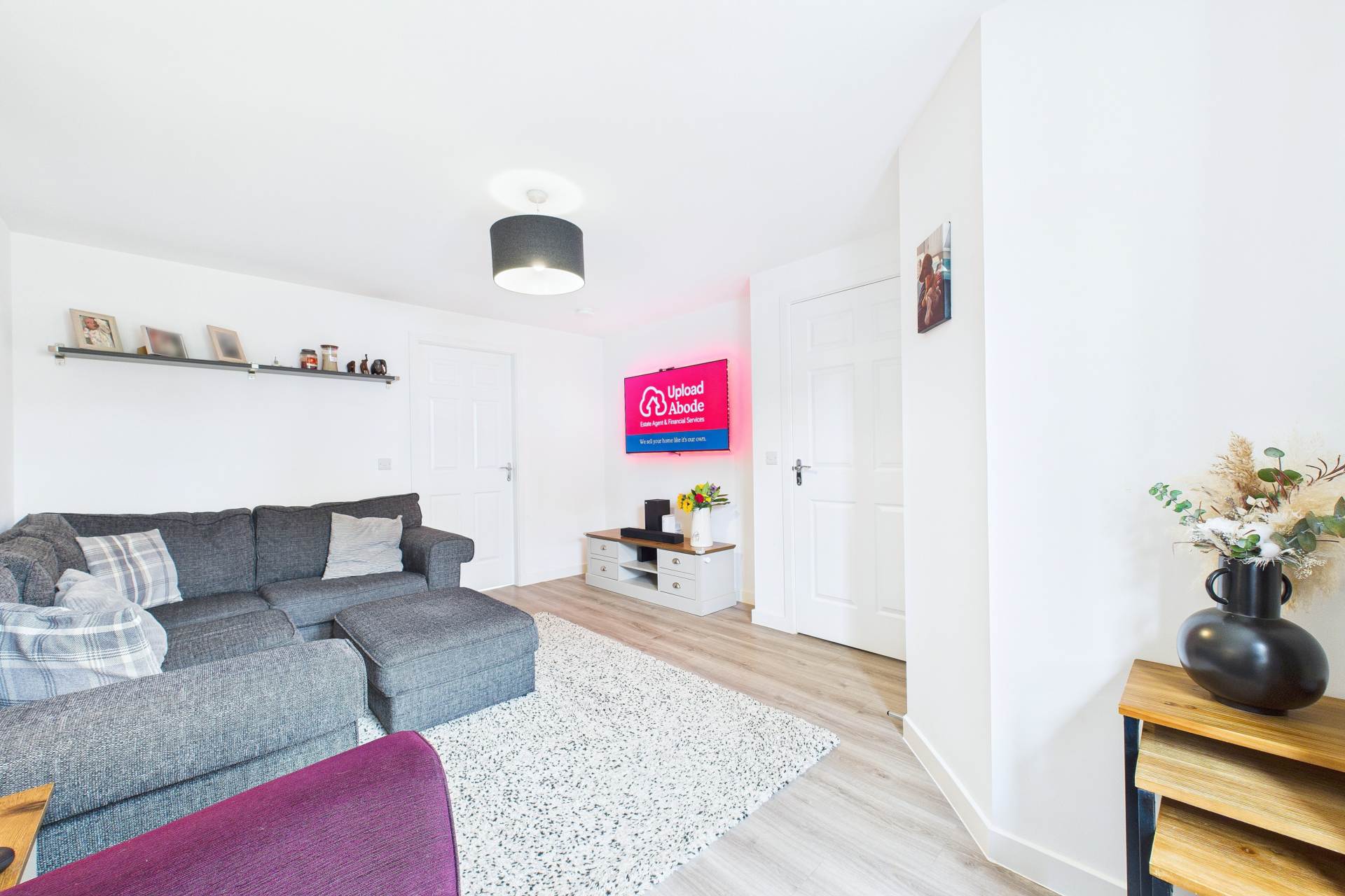 Lotus Crescent, Motherwell