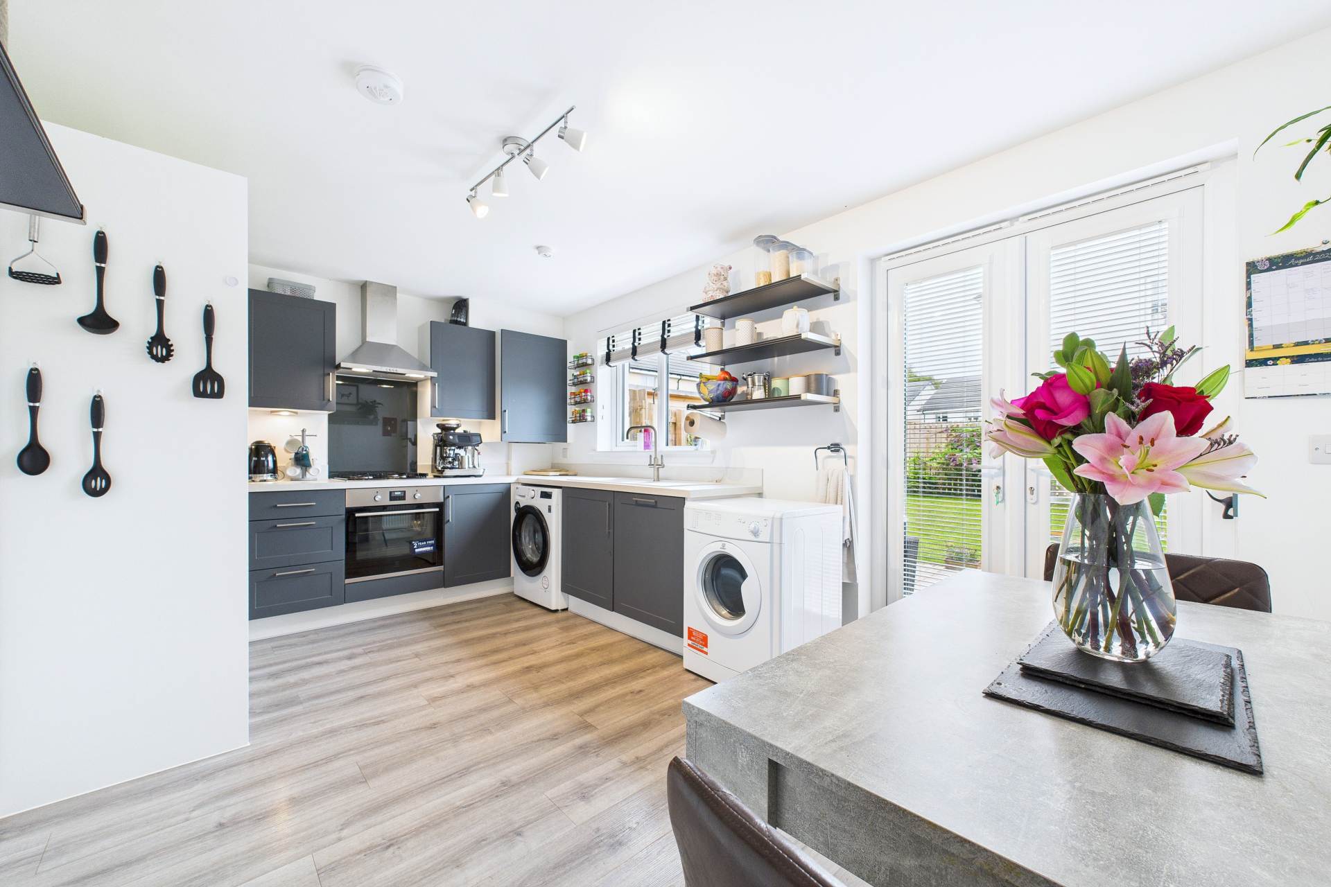 Lotus Crescent, Motherwell