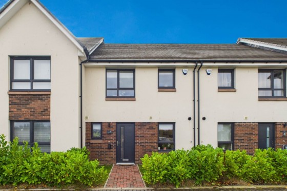 Hareton Place, Jackton