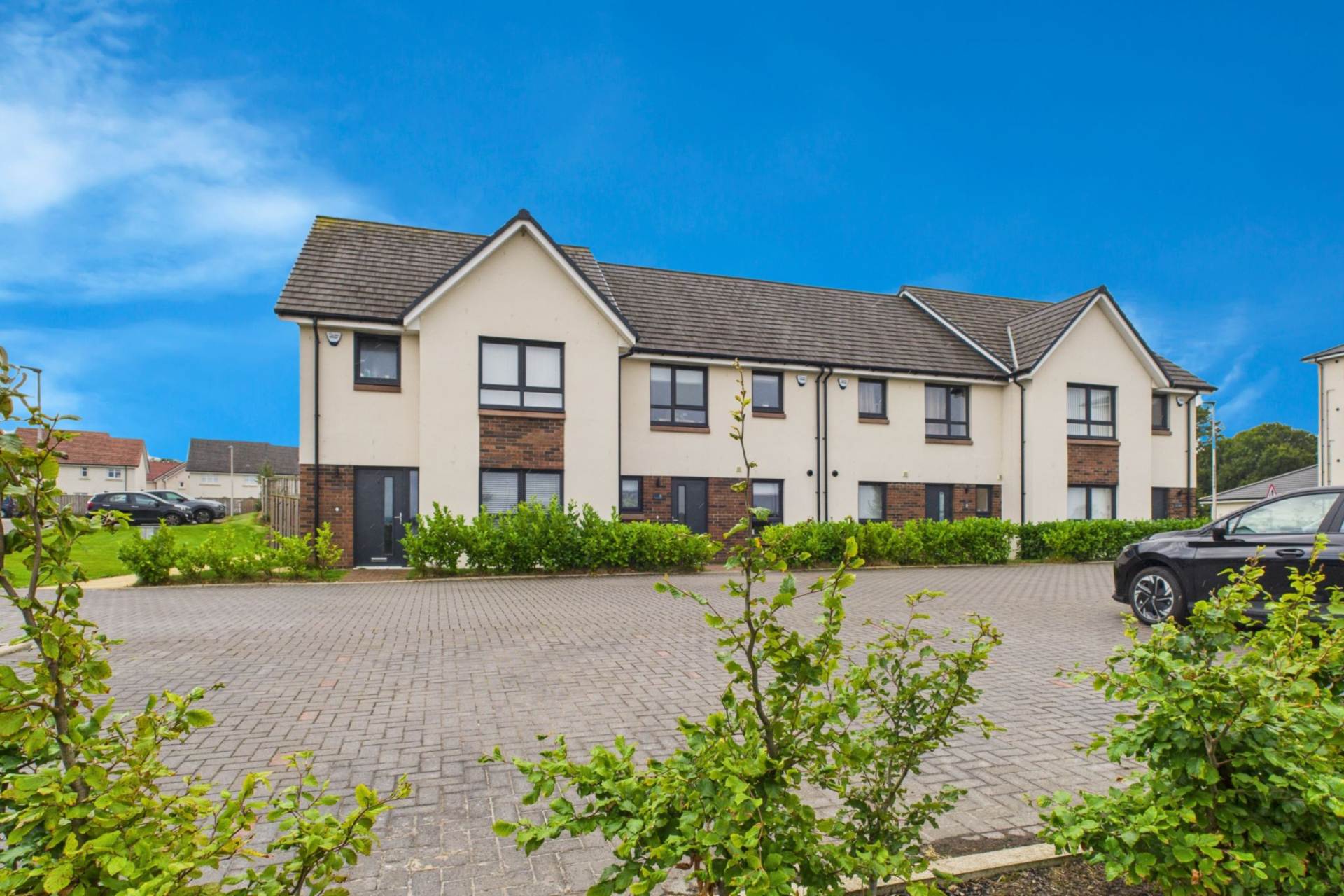 Hareton Place, Jackton