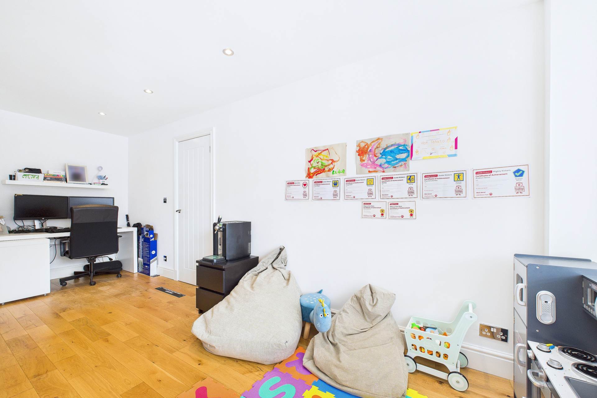 Bancroft, East Kilbride