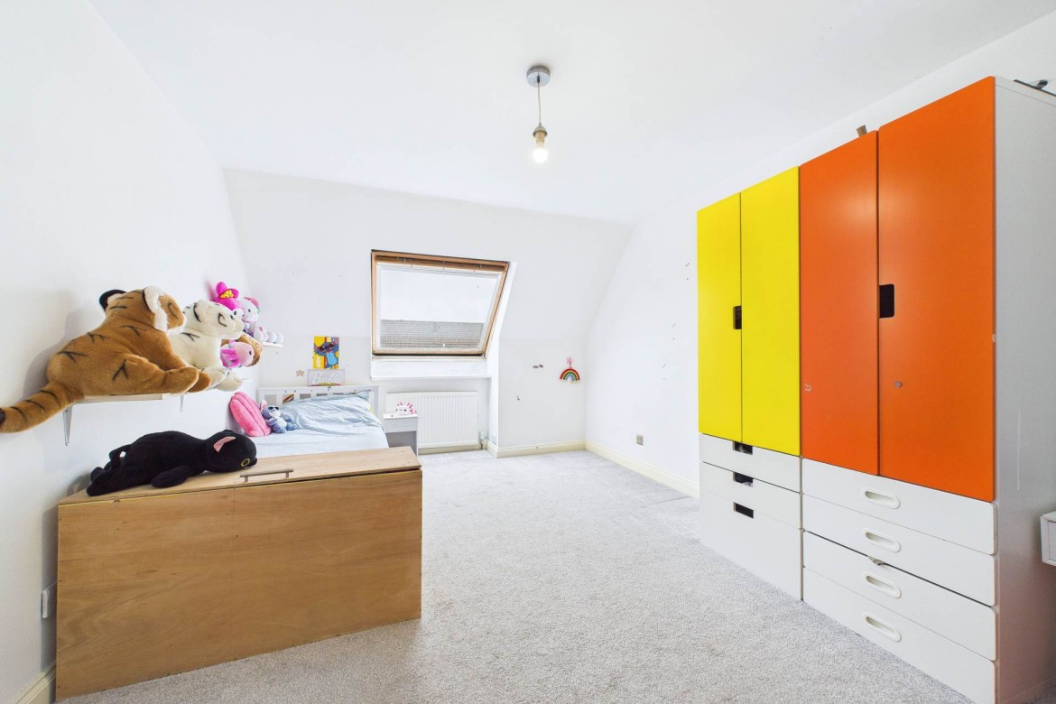 Images for Kew Gardens, Tannochside, Uddingston