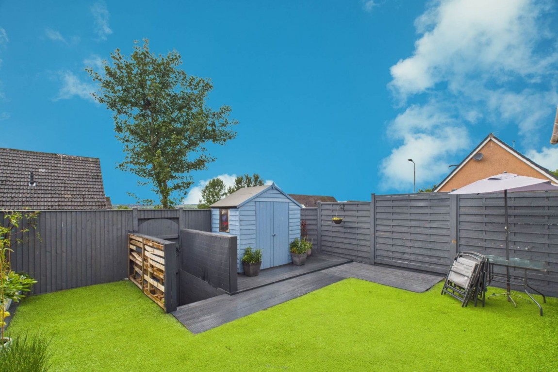 Images for Kew Gardens, Tannochside, Uddingston