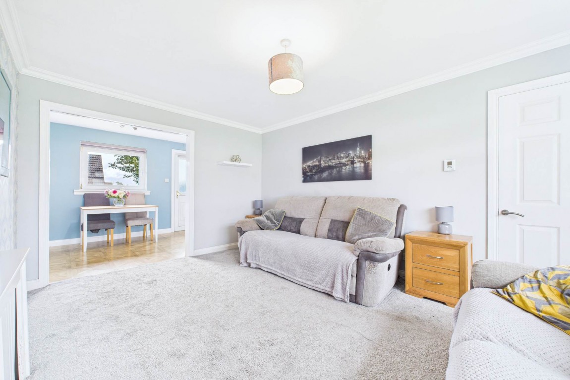 Images for Kew Gardens, Tannochside, Uddingston