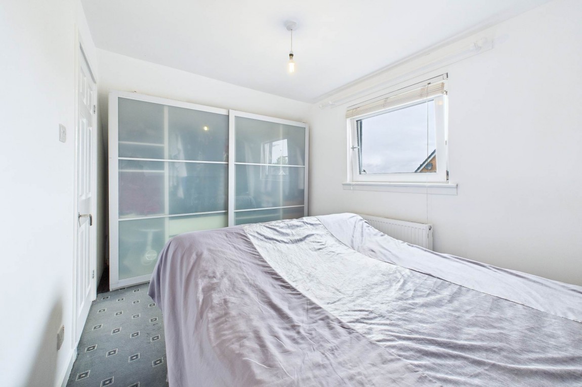 Images for Kew Gardens, Tannochside, Uddingston