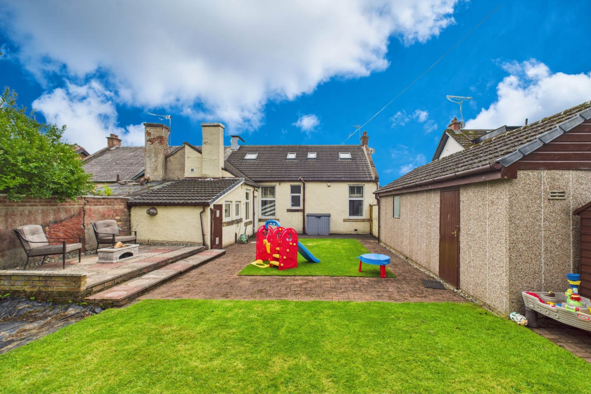 Merry Street, Motherwell