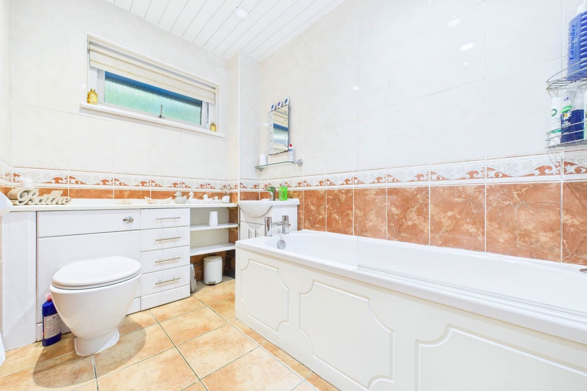 Images for Woodhead Cottage, Hamilton