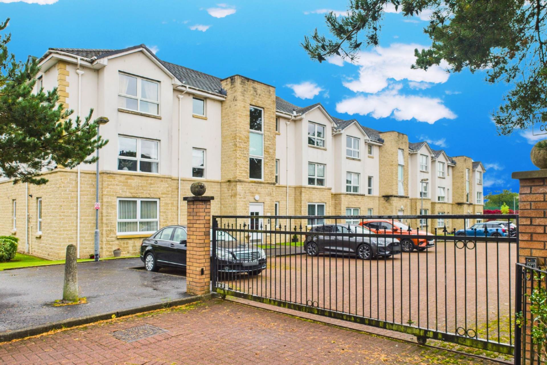 Windmill Court, Hamilton