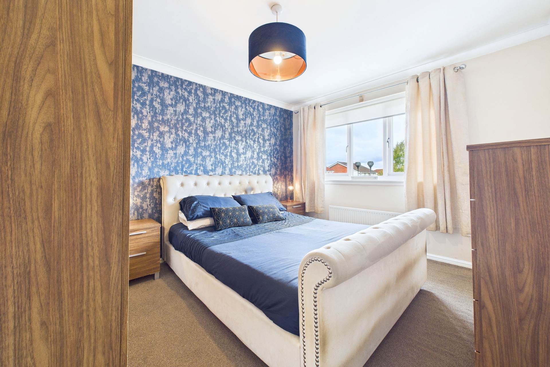 Glendeveron Way, Carfin