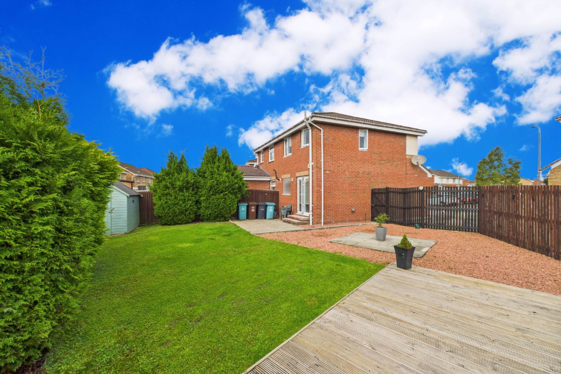 Glendeveron Way, Carfin