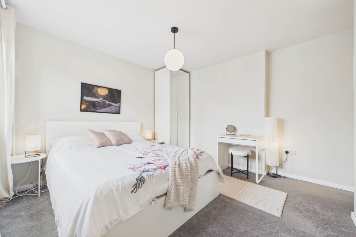 Images for Earn Crescent, Wishaw