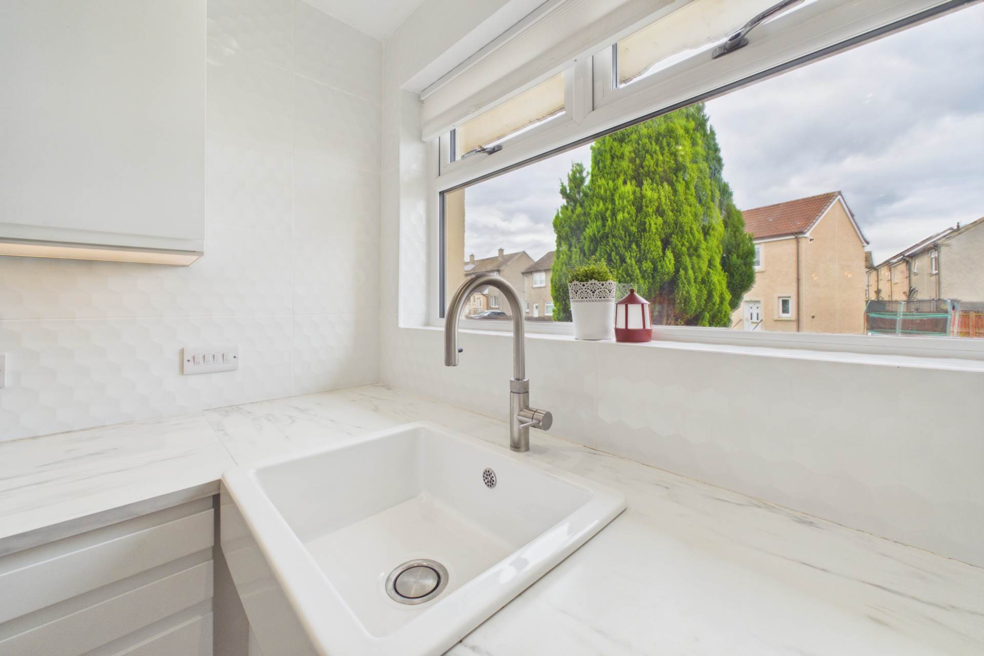 Earn Crescent, Wishaw