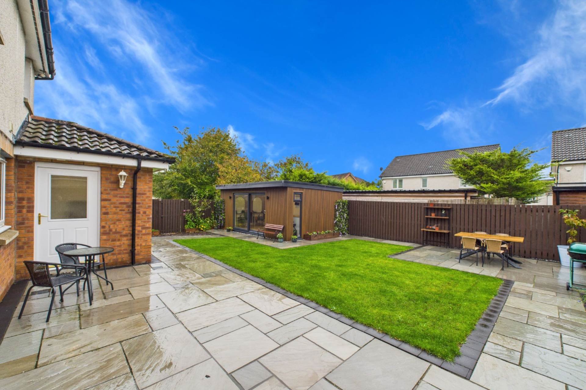Clossfoot Place, Moodiesburn