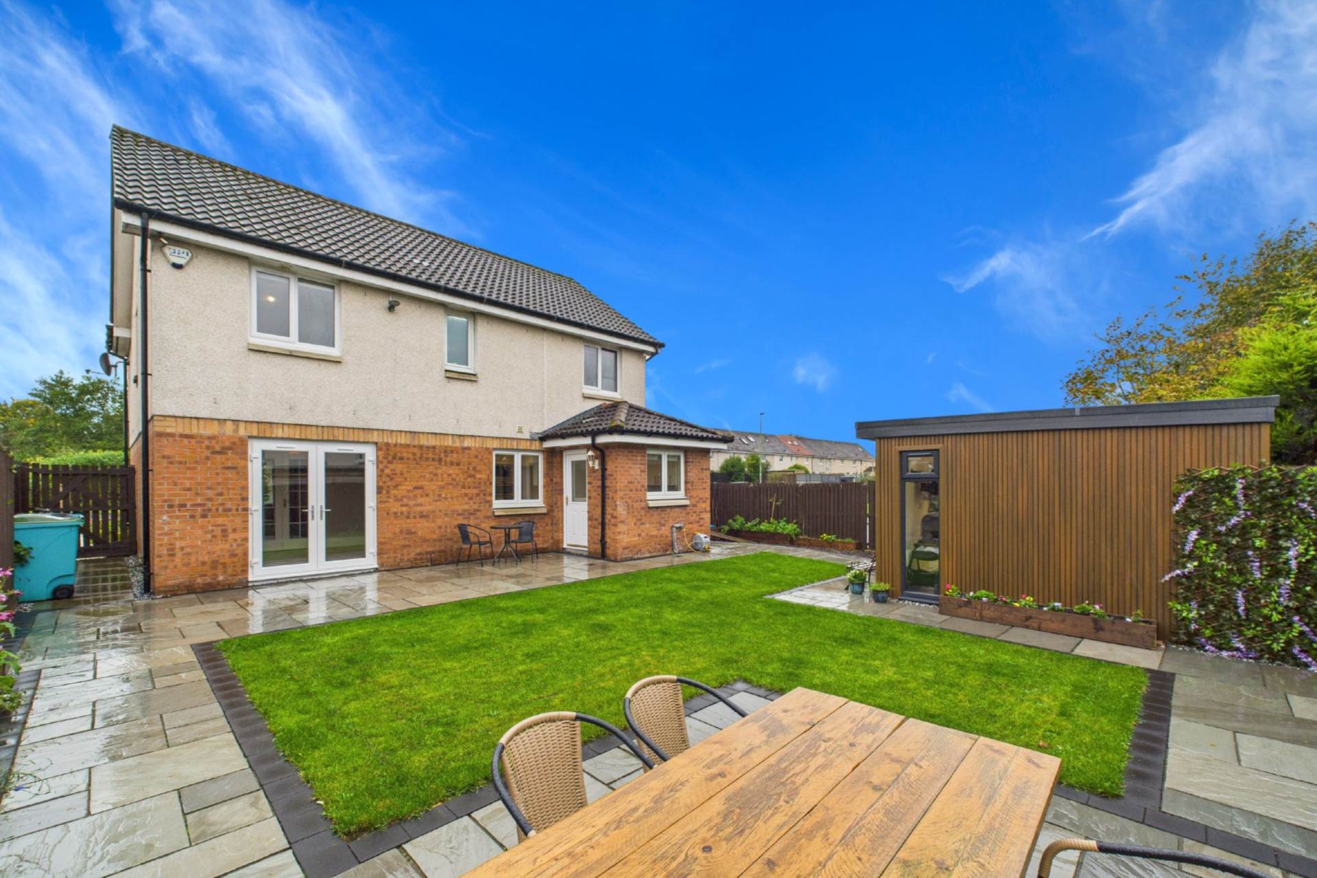 Clossfoot Place, Moodiesburn