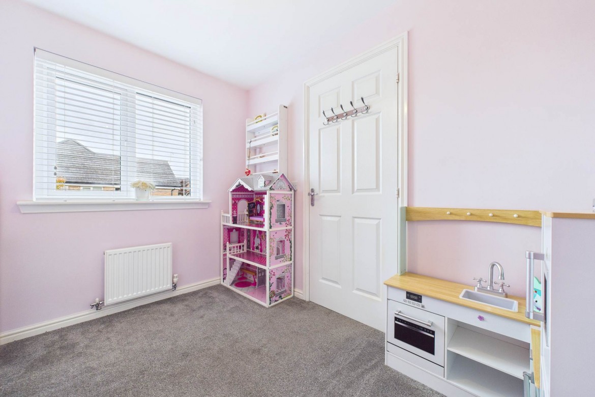 Images for Rootes Grove, Paisley
