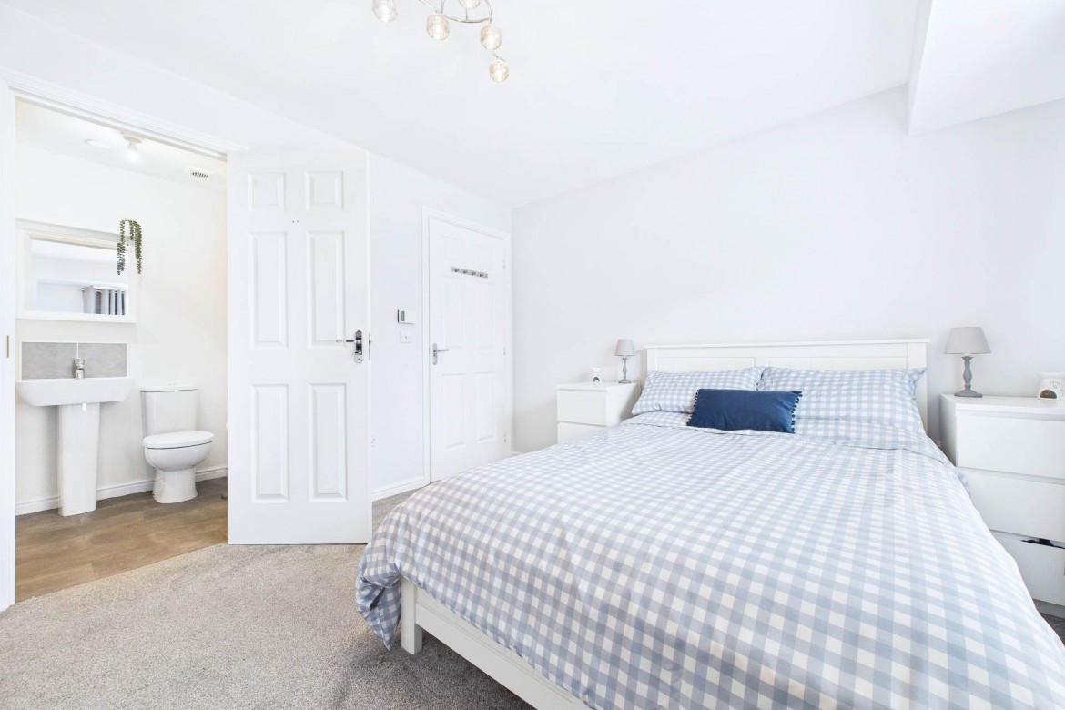 Images for Rootes Grove, Paisley