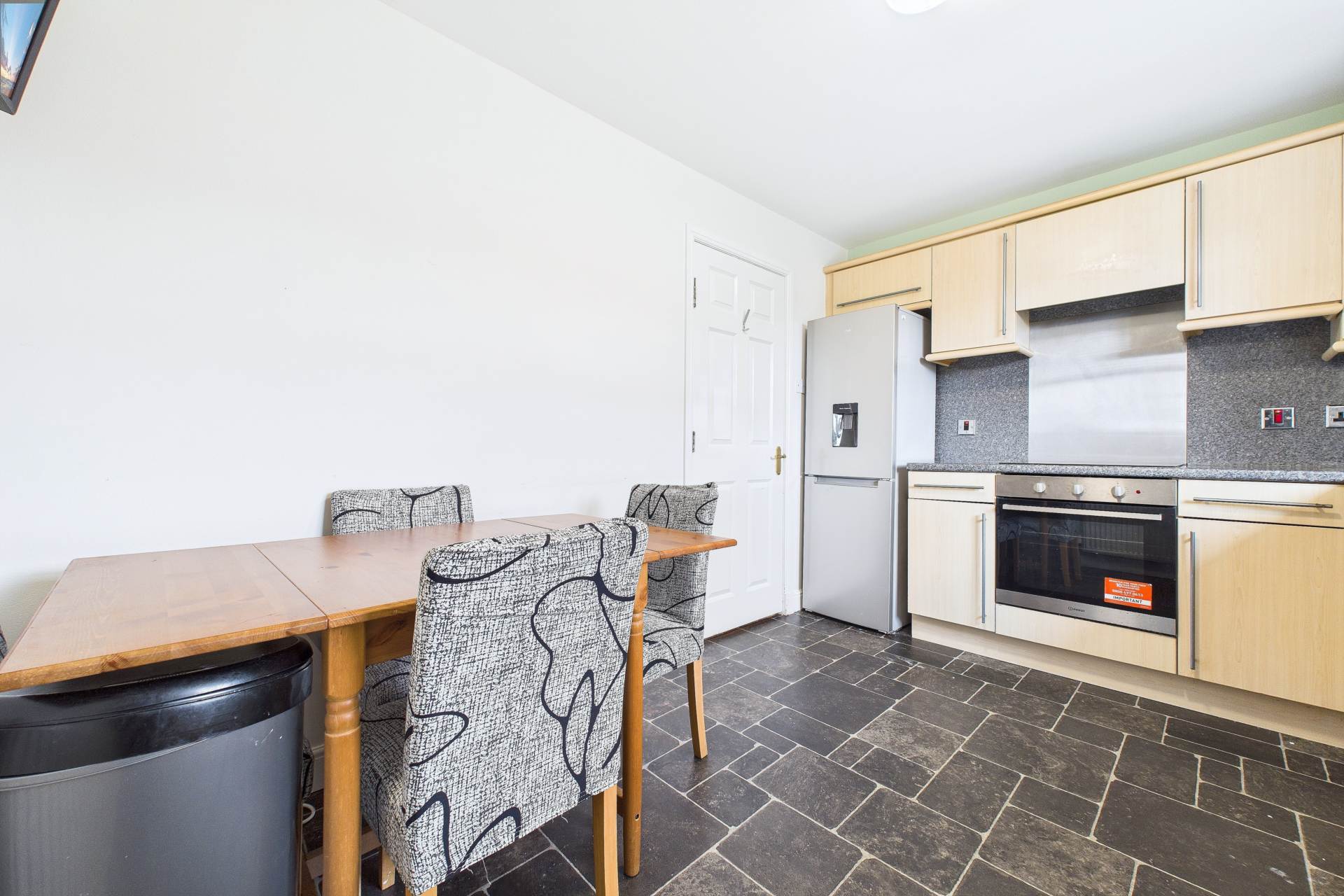 Devine Court, Wishaw