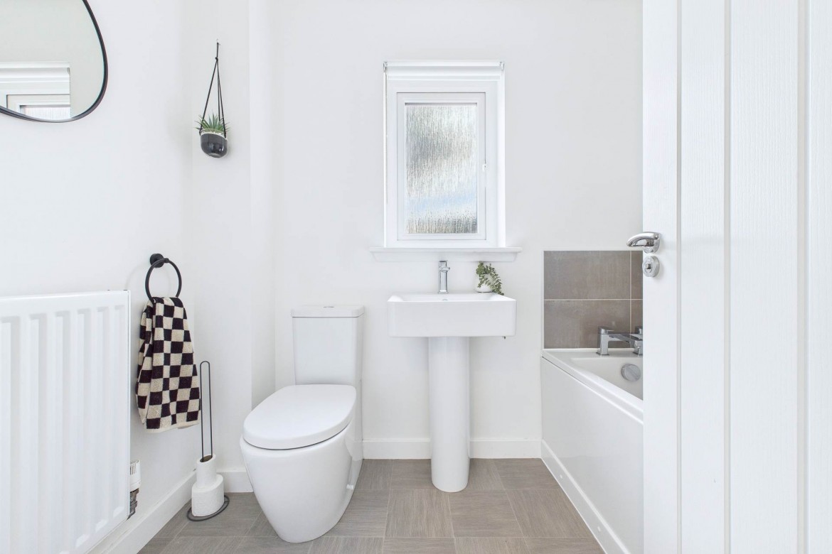 Images for Watervole Crescent, Newton Farm, Cambuslang