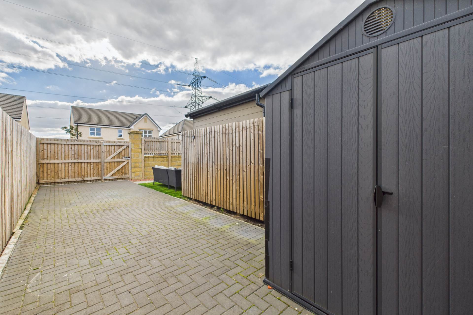 Watervole Crescent, Newton Farm, Cambuslang