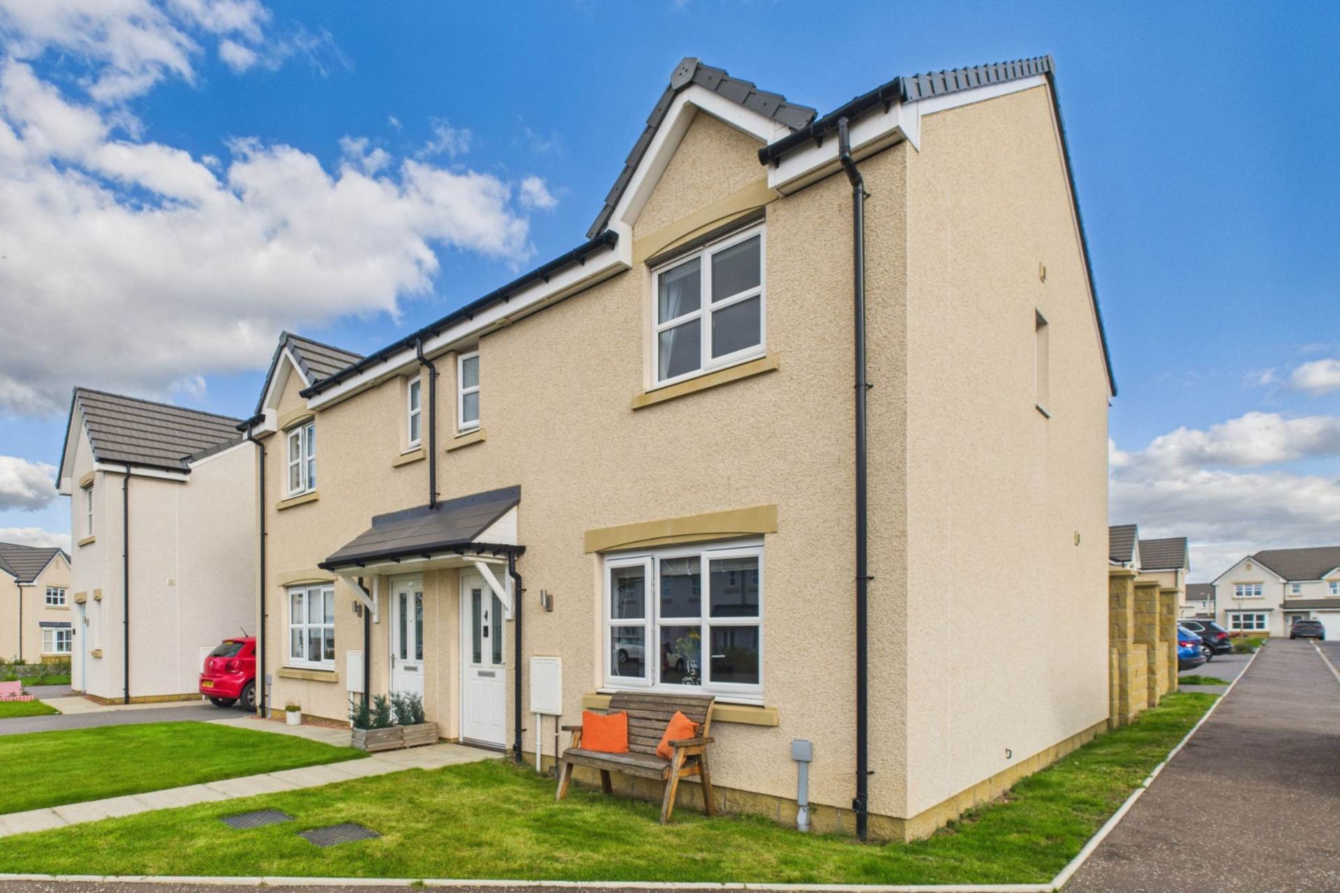 Watervole Crescent, Newton Farm, Cambuslang