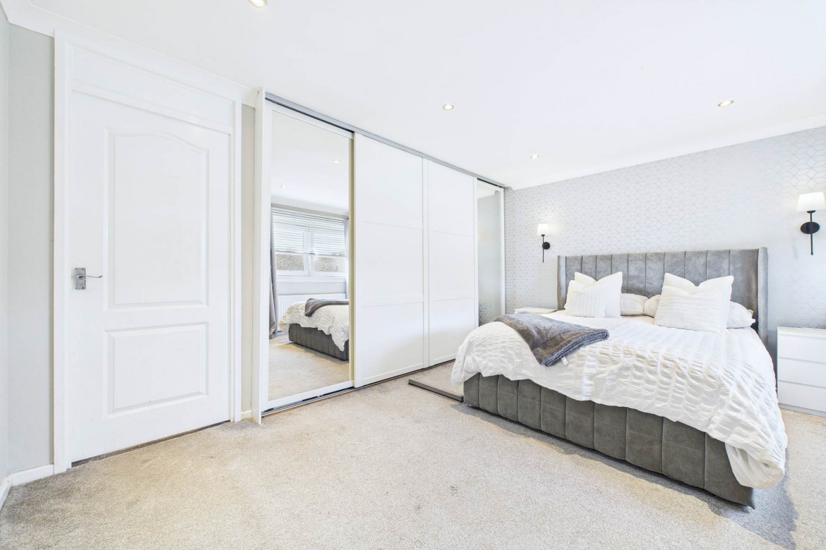 Images for Burnside Crescent, Shotts
