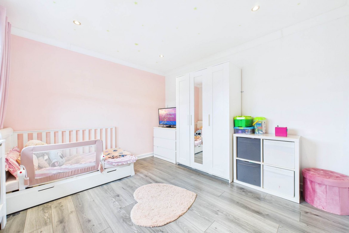 Images for Burnside Crescent, Shotts