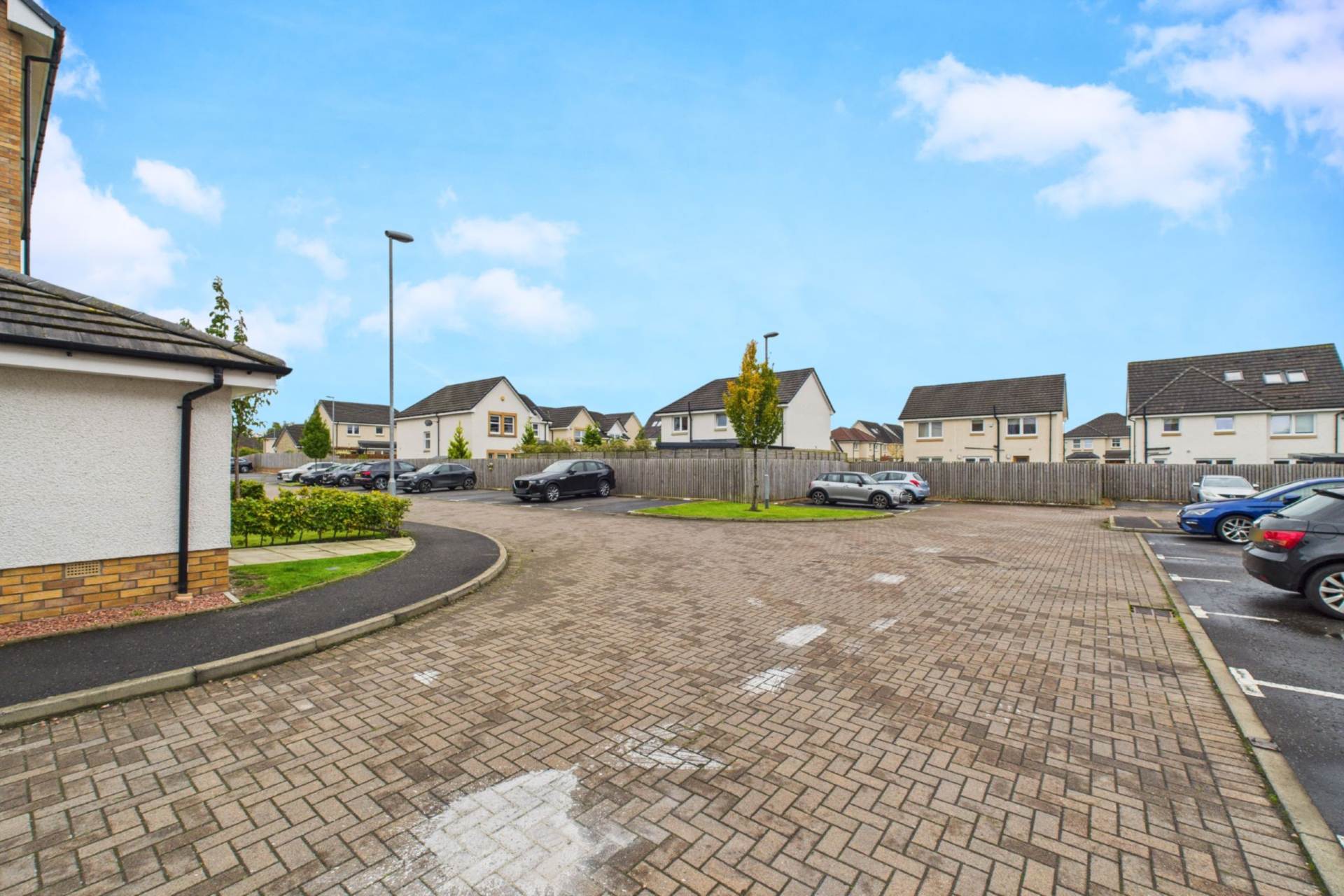 Babbage Court, Motherwell