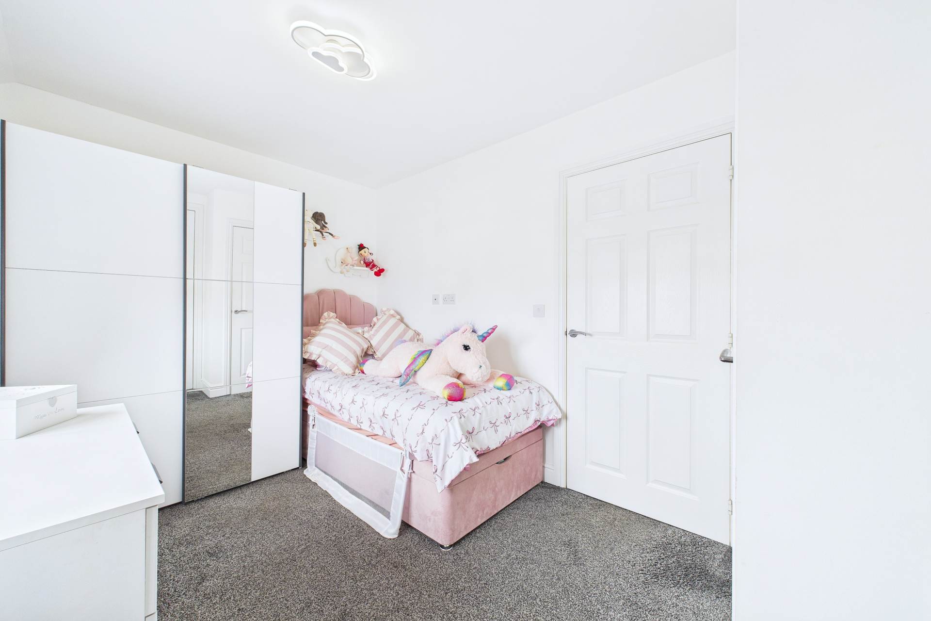 88 Vesuvius Drive, Motherwell