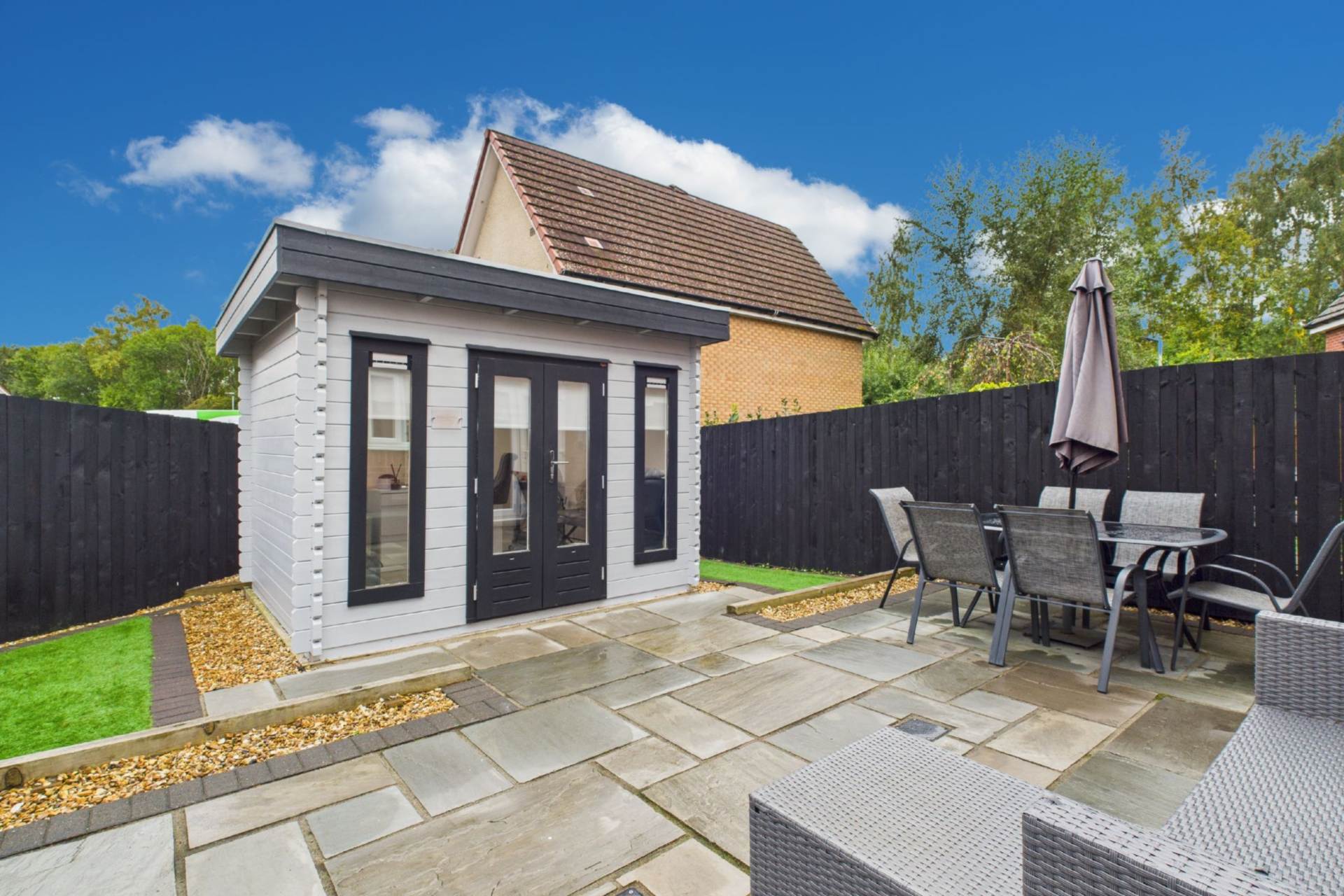 88 Vesuvius Drive, Motherwell