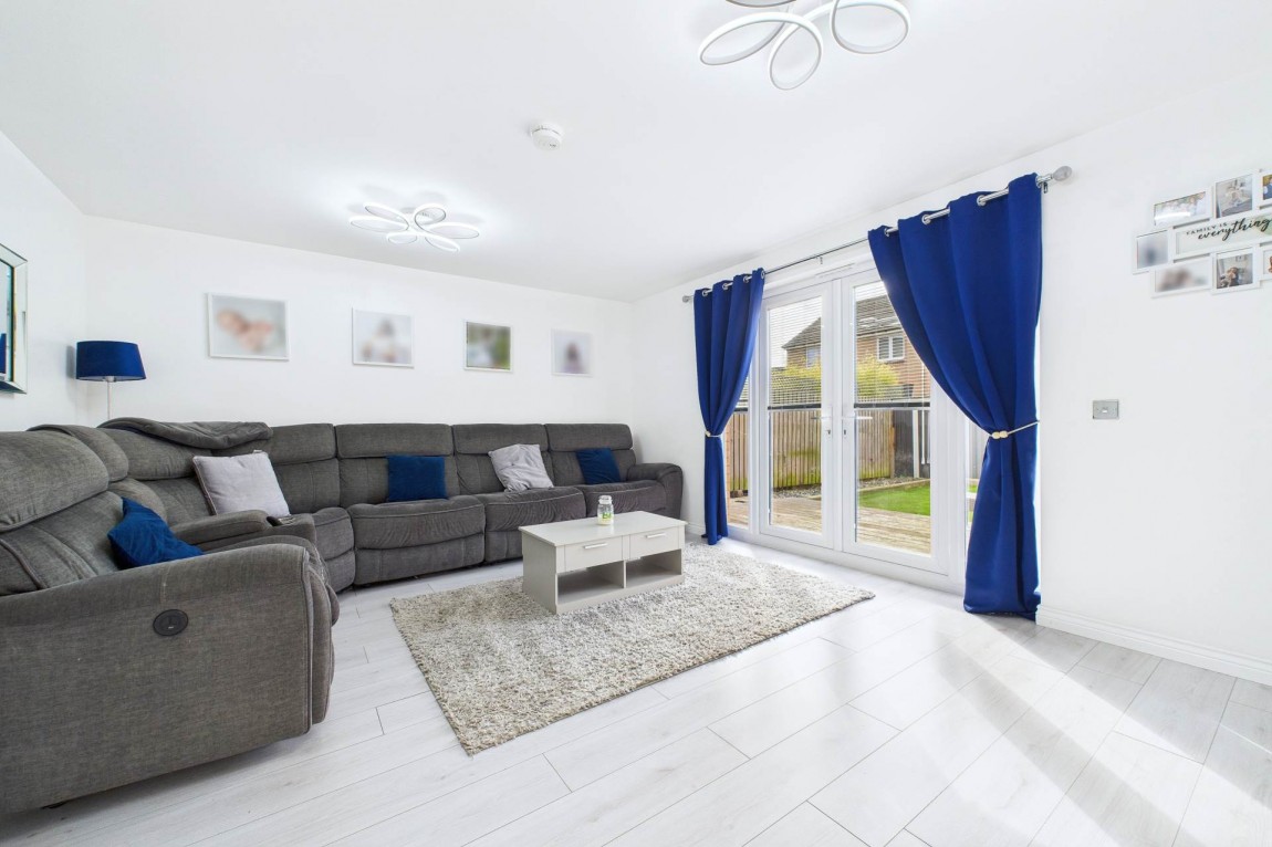 Images for Buttercup Crescent, Newton Farm