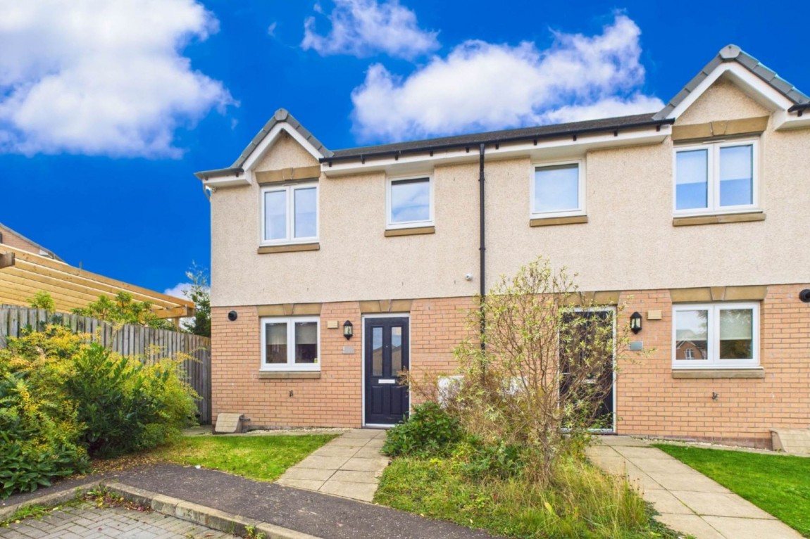 Images for Buttercup Crescent, Newton Farm