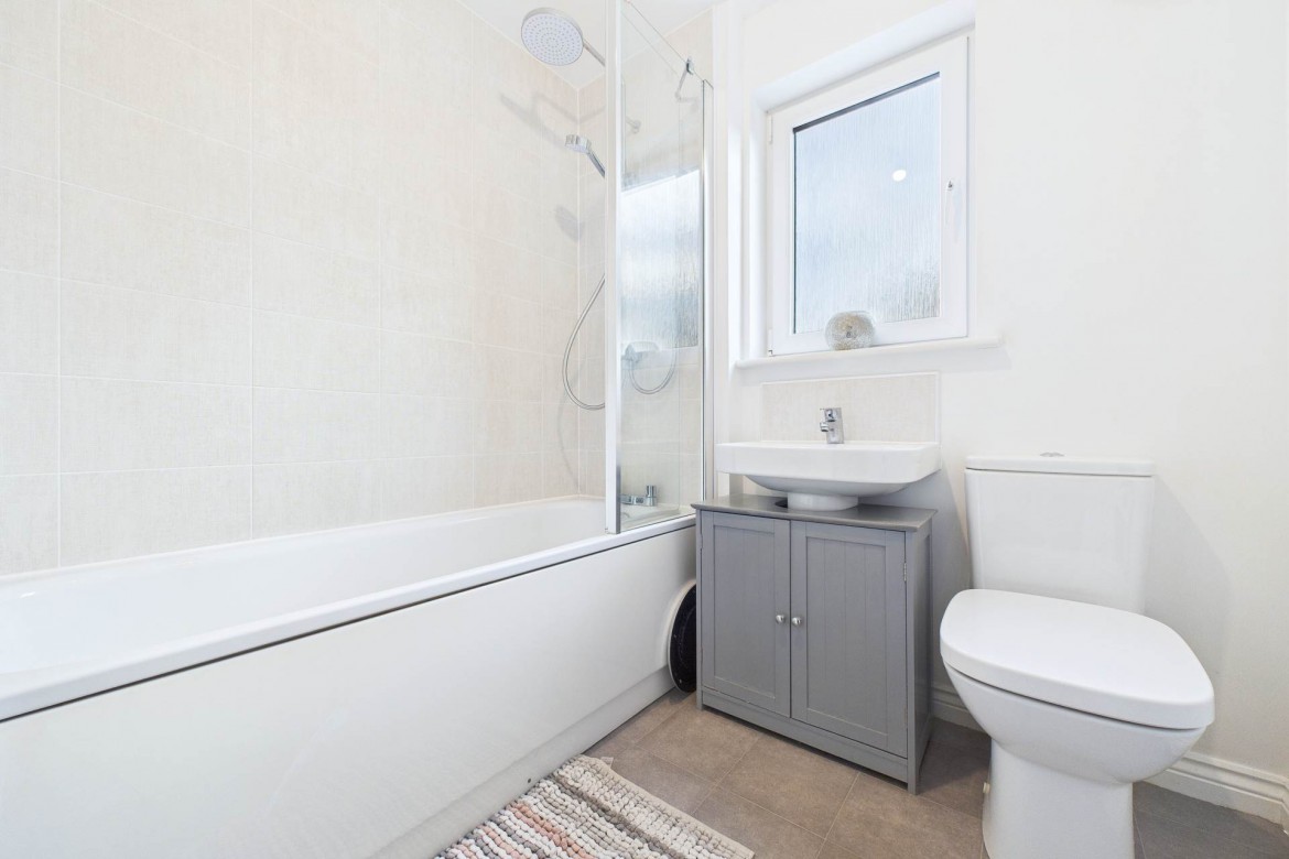 Images for Buttercup Crescent, Newton Farm