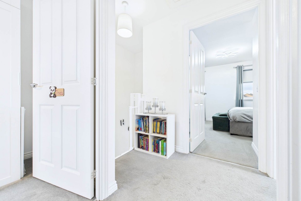 Images for Buttercup Crescent, Newton Farm
