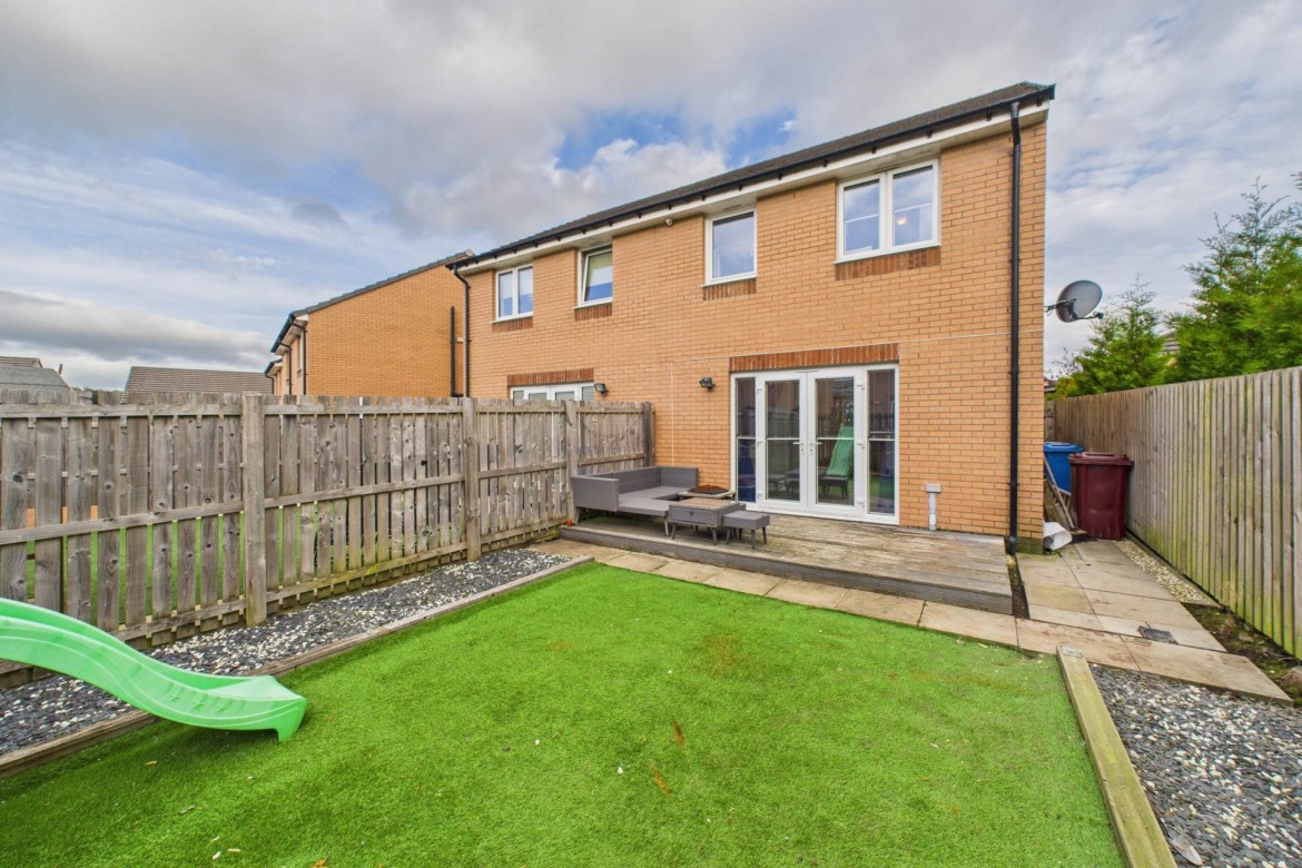 Images for Buttercup Crescent, Newton Farm