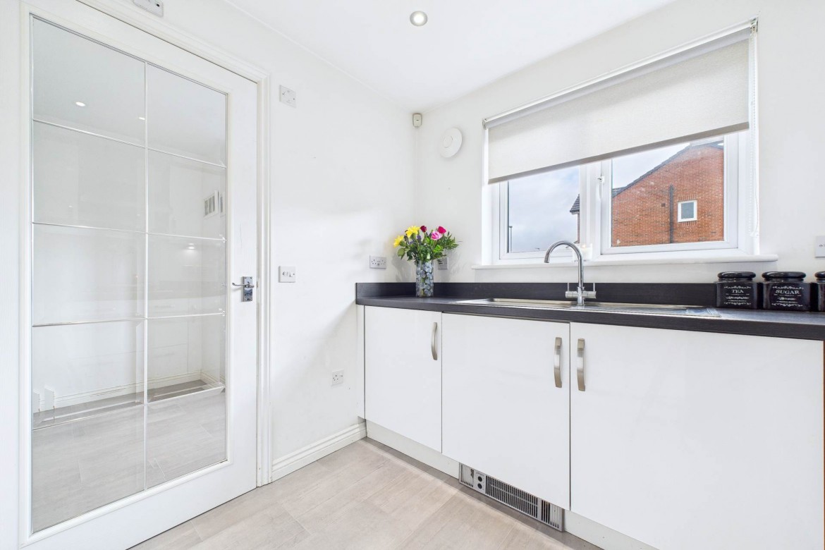 Images for Lindores Drive, Stepps