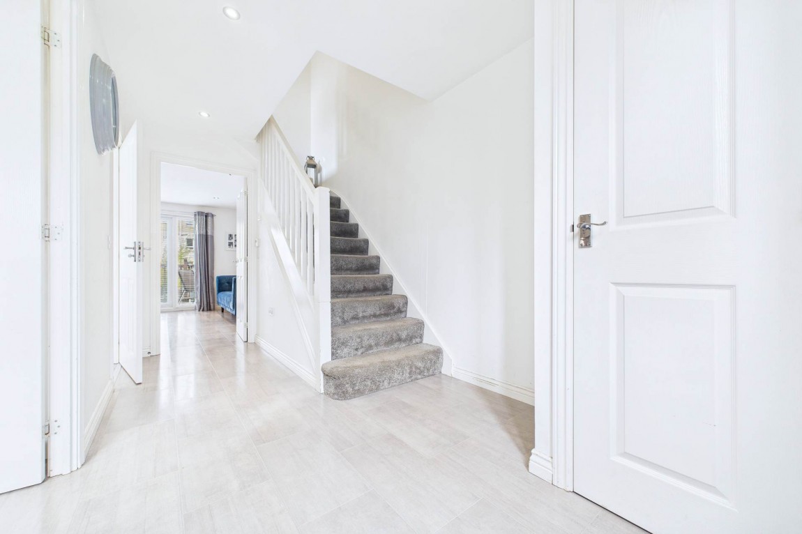 Images for Lindores Drive, Stepps