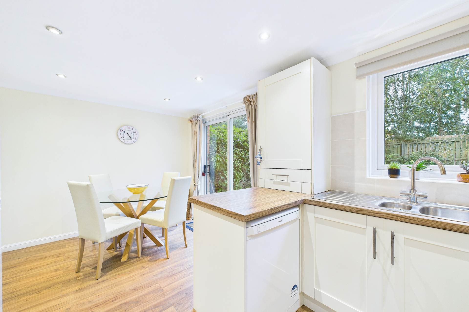 Fyne Crescent, Larkhall