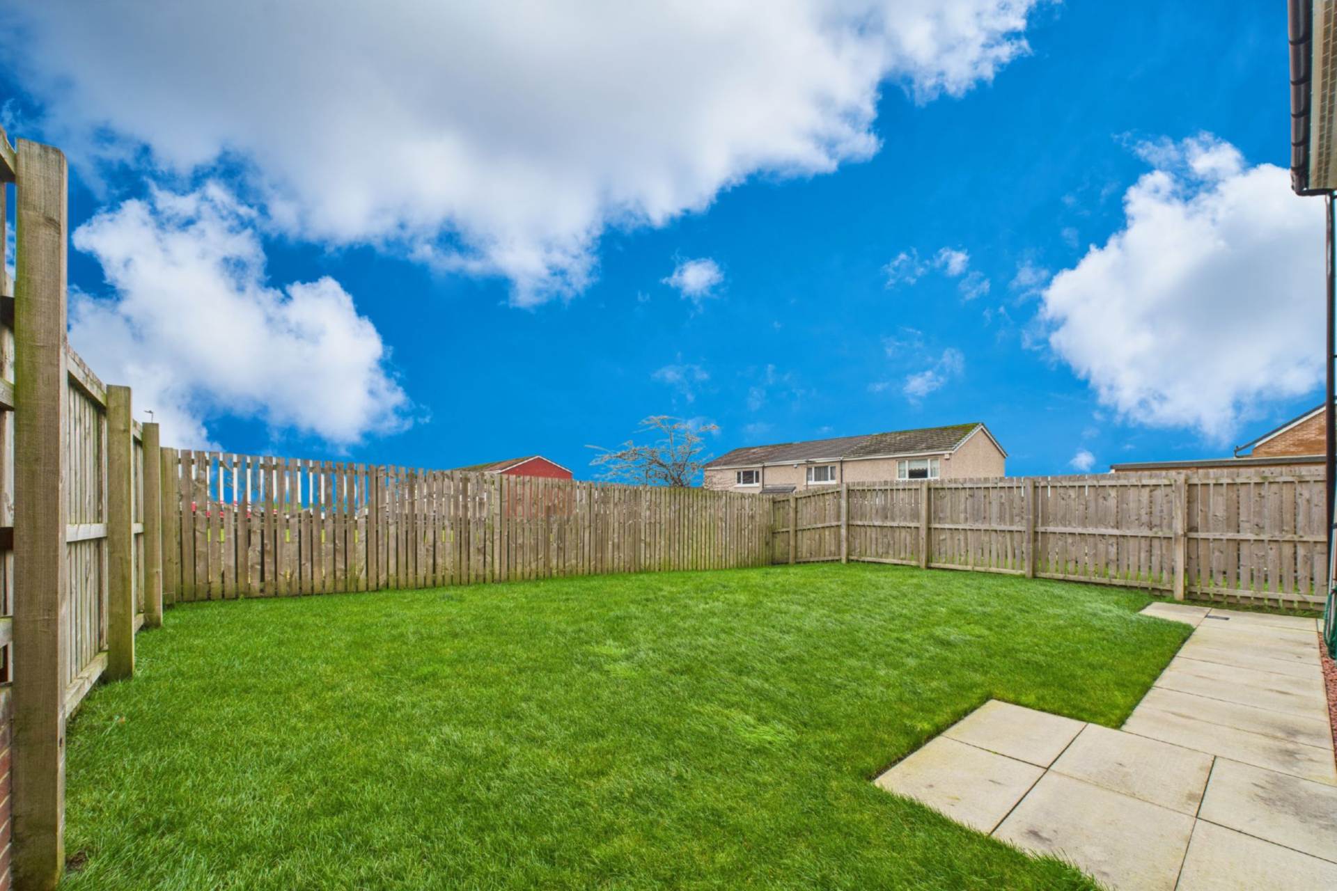 Sinclair Place, Law, Carluke