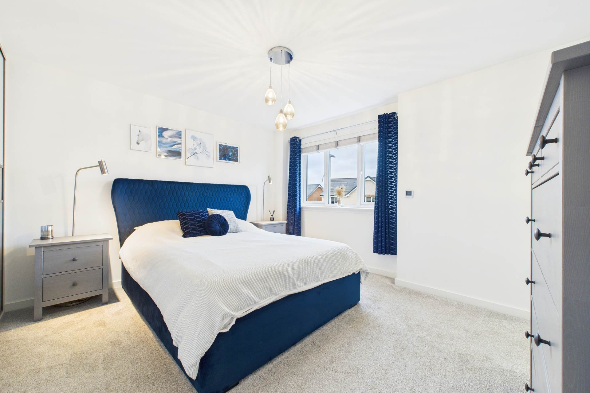 Sinclair Place, Law, Carluke