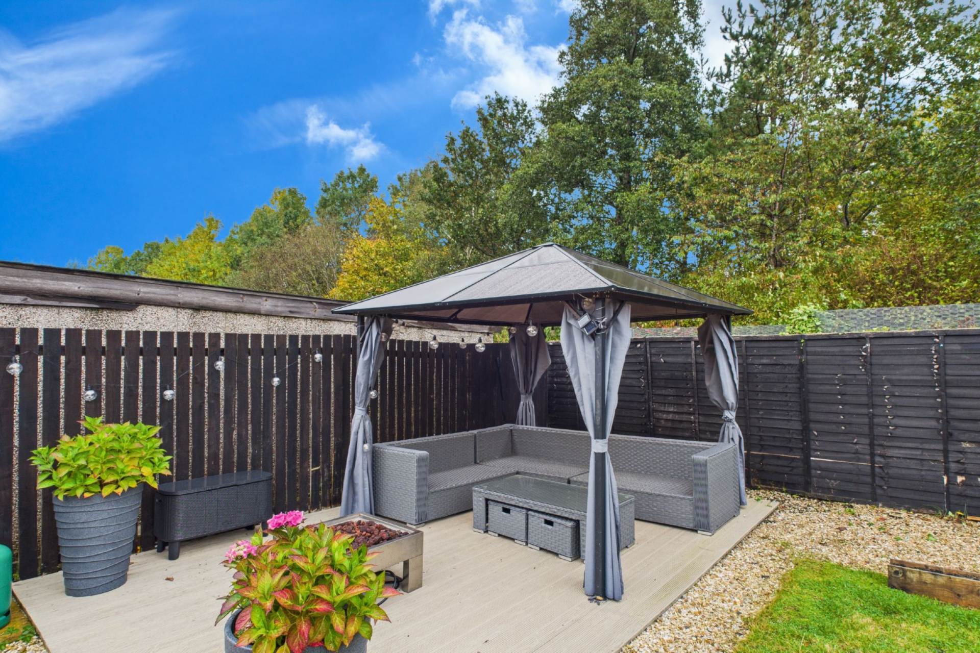 Muirhead Gate, Uddingston