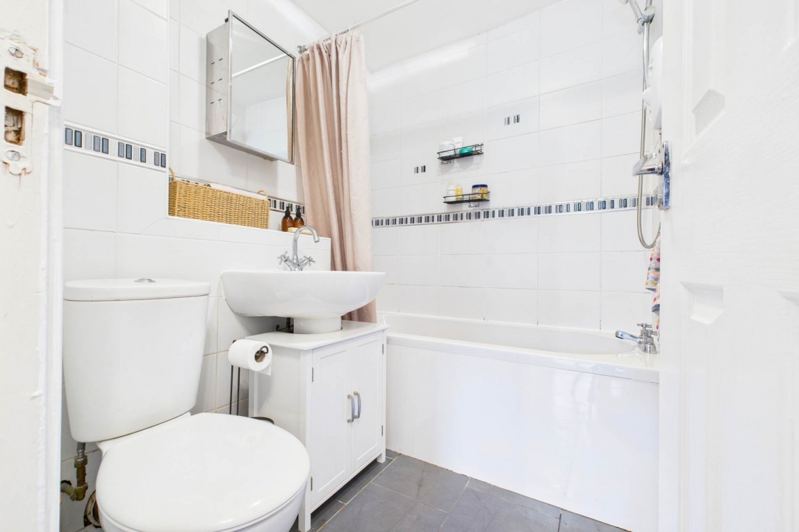 Images for Durisdeer Drive, Hamilton