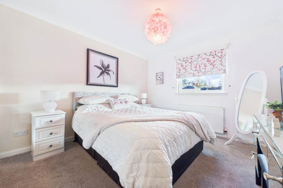 Images for Newark Gate, Allanton, Shotts