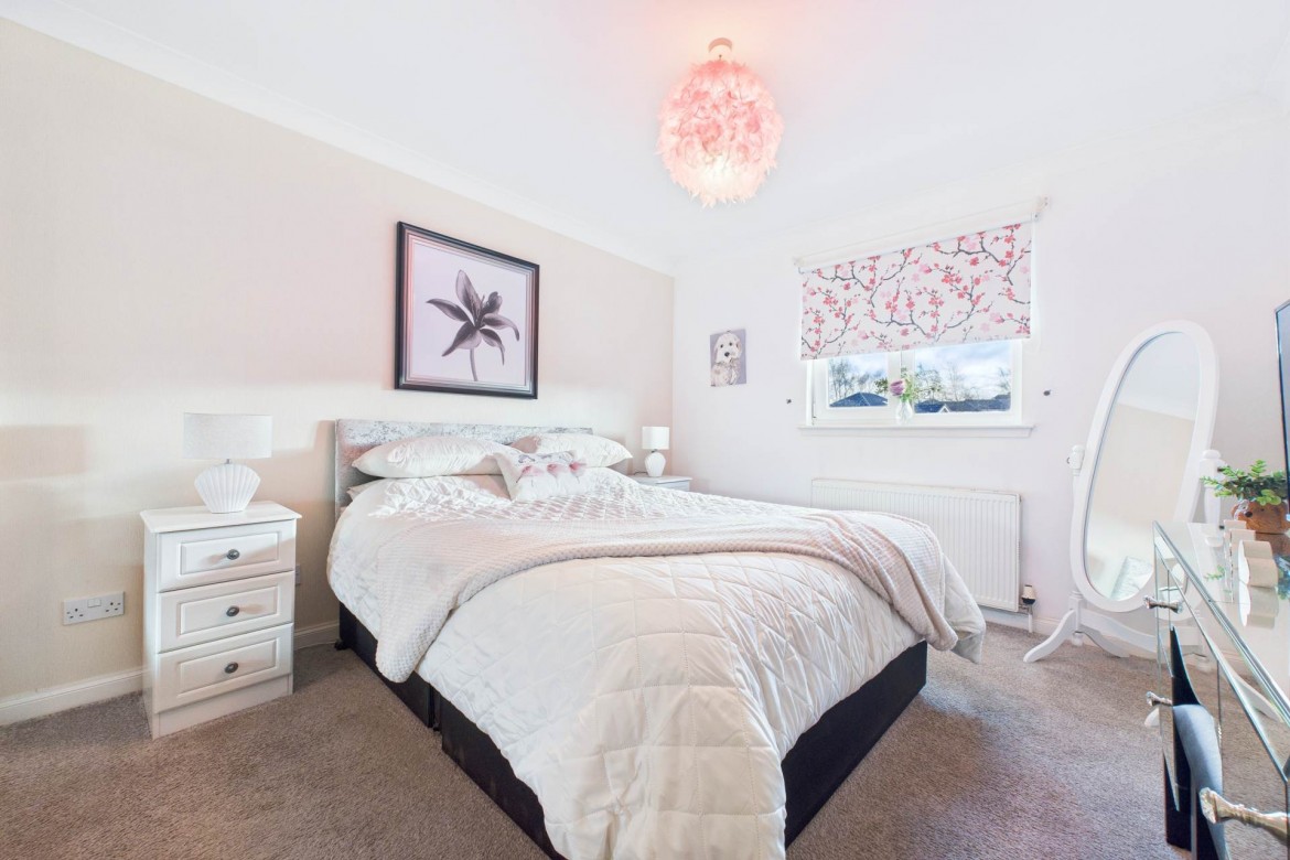 Images for Newark Gate, Allanton, Shotts