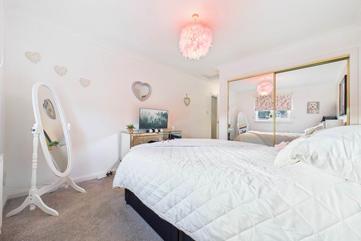 Images for Newark Gate, Allanton, Shotts